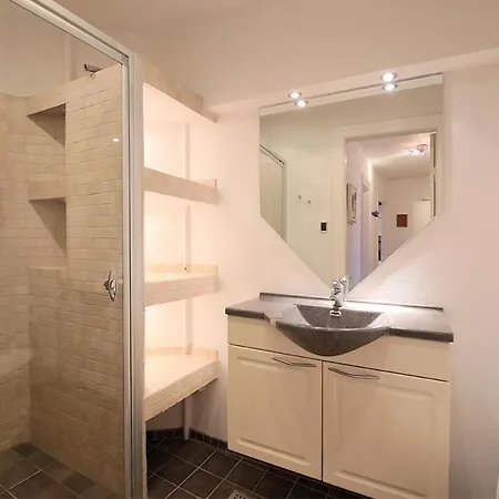 Strandby Plads エスビャール