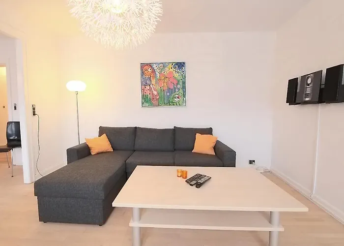 Strandby Plads * אסביירג