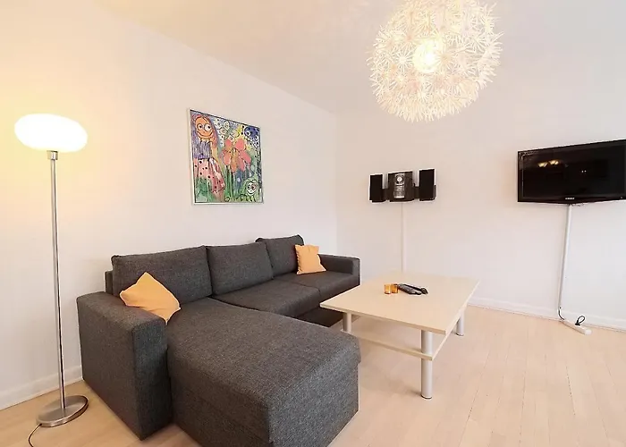 Strandby Plads * אסביירג